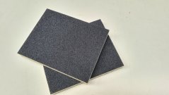 Brusná houbička P100, 097x123x10 SiC